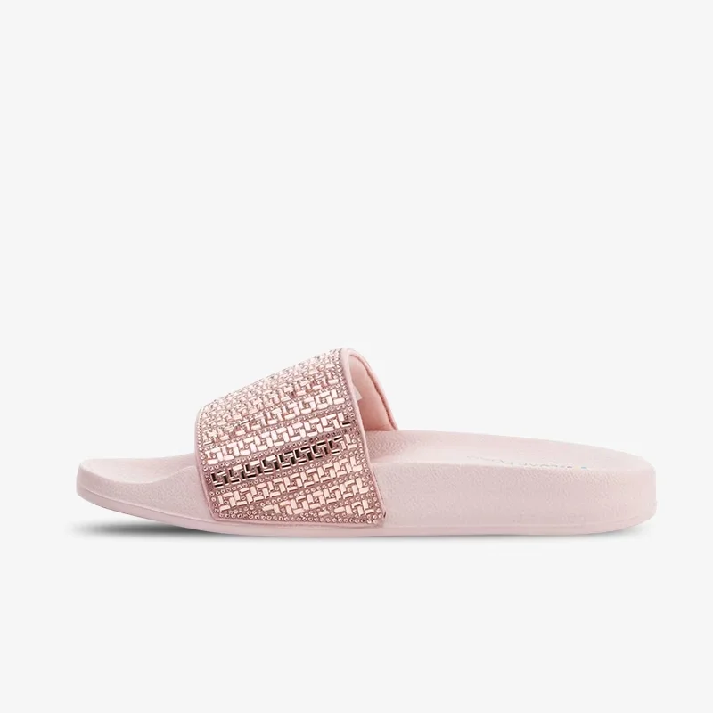 Papuqe per femra